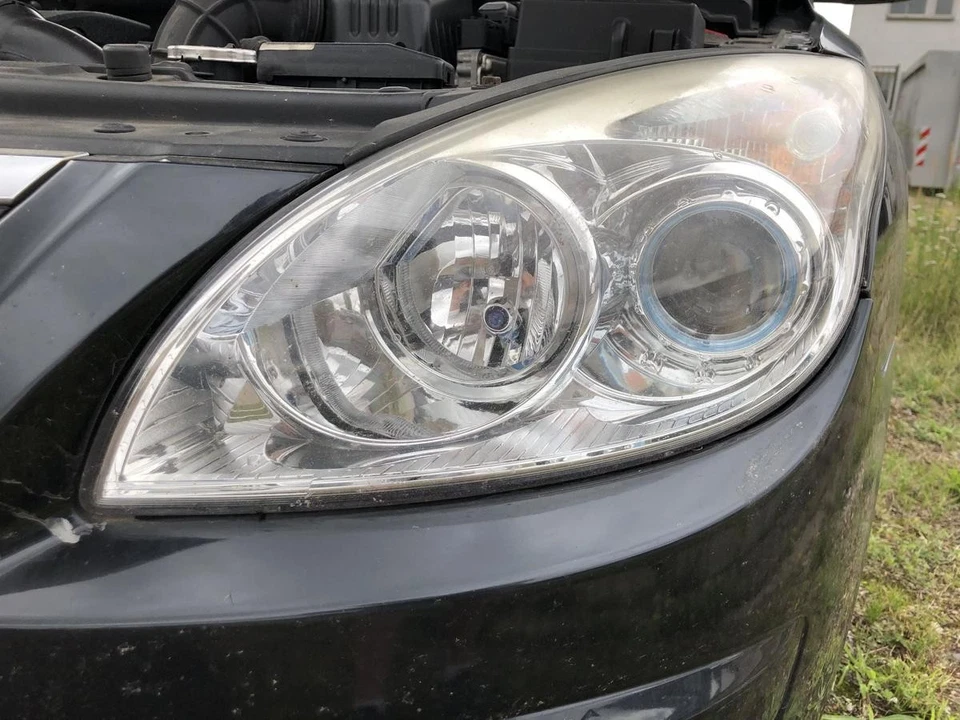 Hyundai i30 FD Scheinwerfer links Hauptscheinwerfer Halogen Frontscheinwerfer - Bild 2 von 4