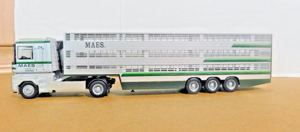 Herpa 1/87 145626 Renault AE 500 Talla Remolque tractor de ganado MAES NUEVO EN CAJA Foto 2 de 4