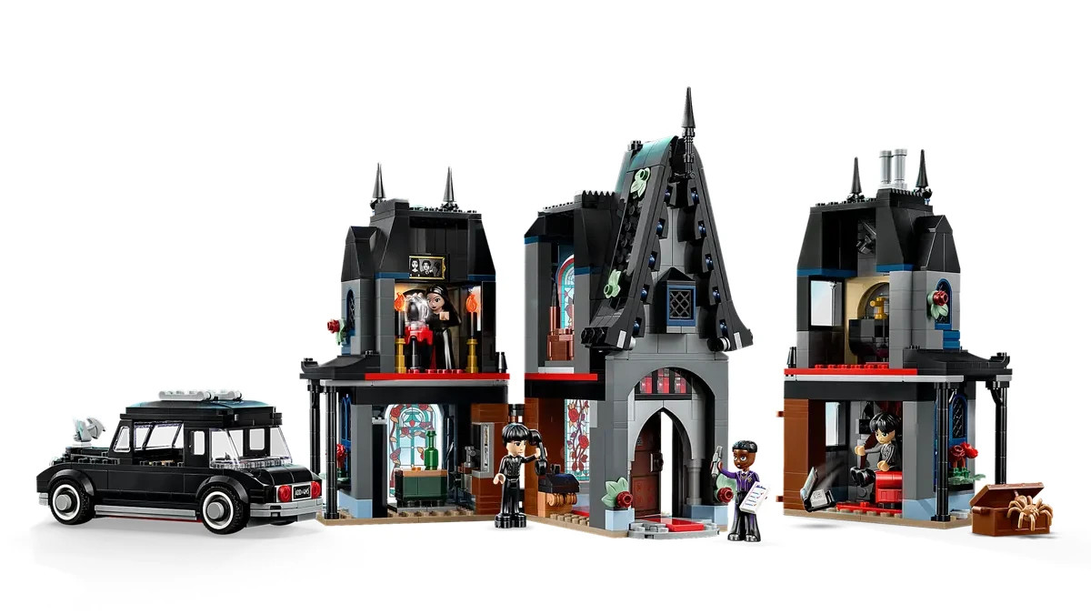 LEGO #76786 WEDNESDAY Morticia's Cottage New w/BOX 1002 pcs 2025