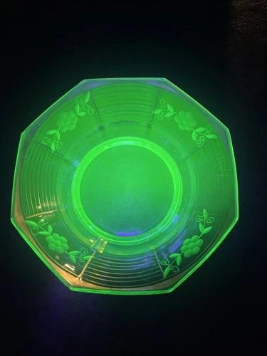 Vintage Depression Uranium Glass Bowl W/Gold Trim and Etched Floral Design