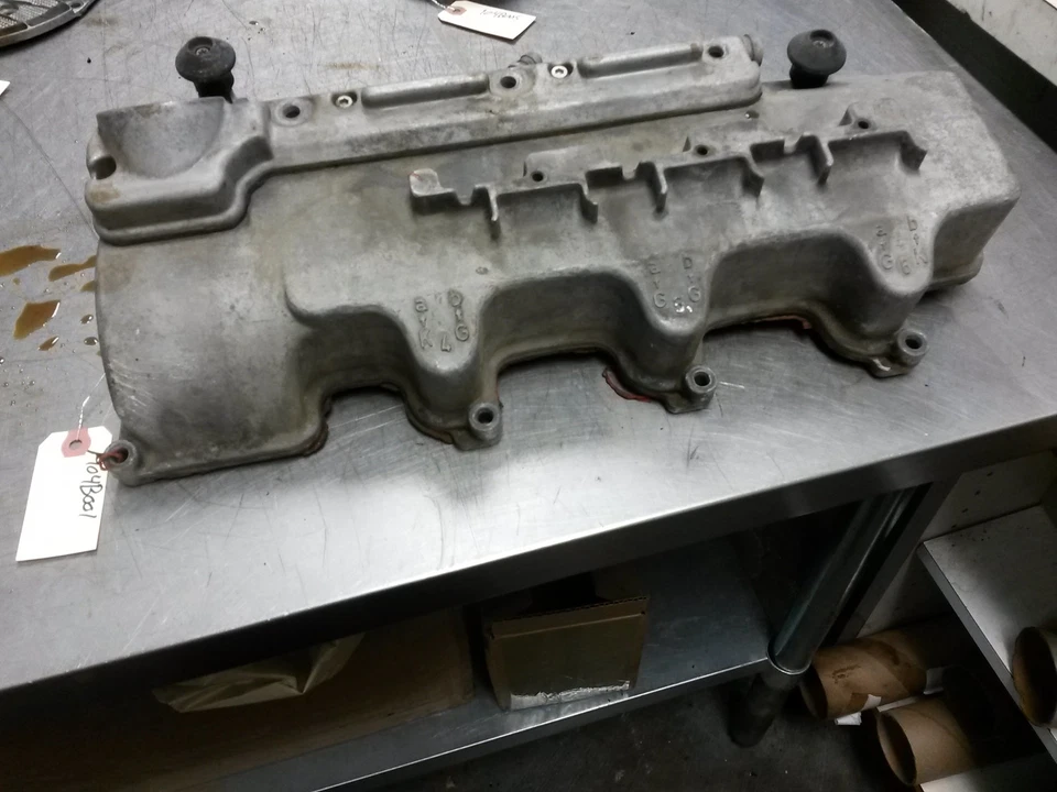 Tampa da válvula esquerda para 98-00 Mercedes-Benz C280 2.8 A1120160205 - Imagem 2 de 4