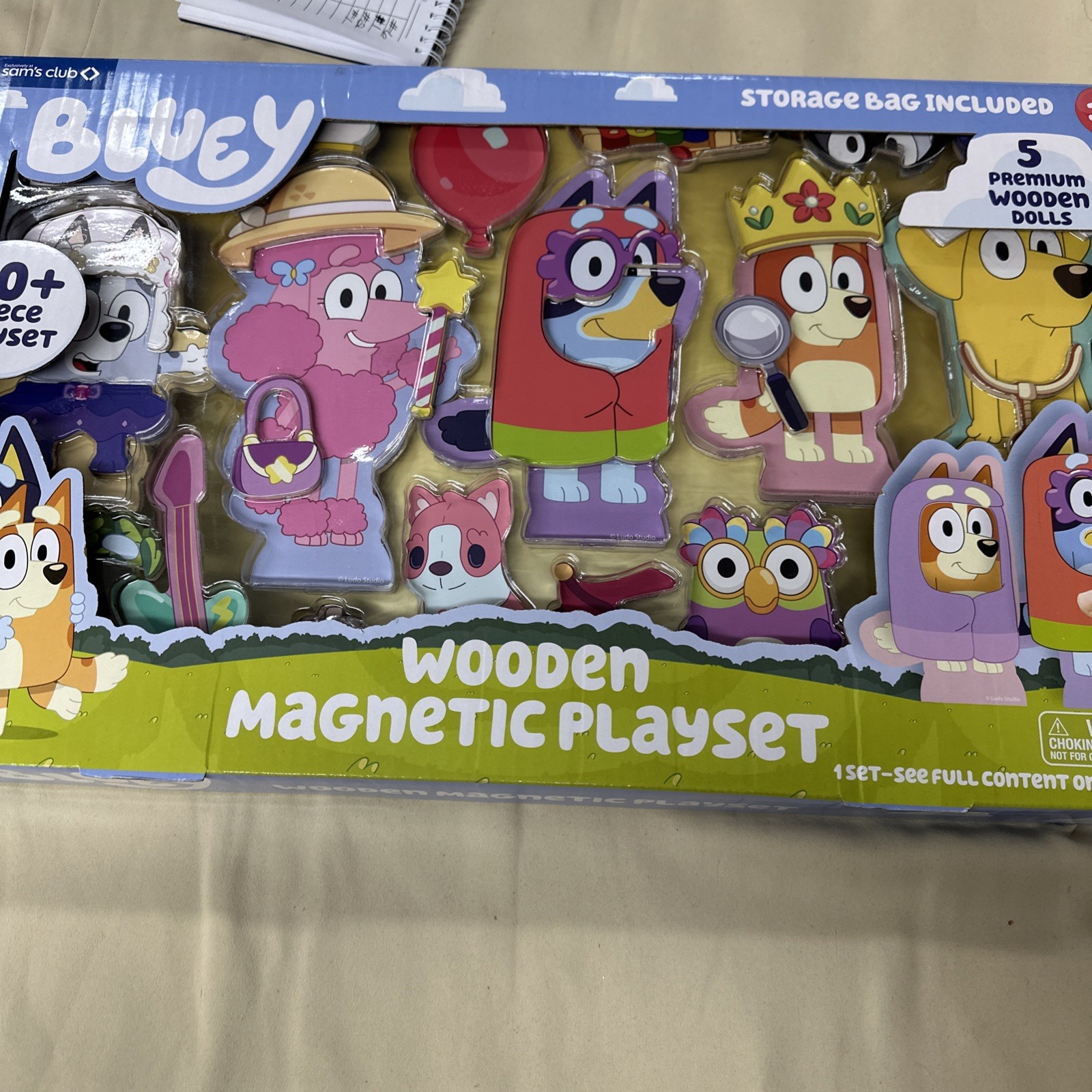 Bluey Wooden Magnetic Playset 60+ Pieces with Dolls and Accessories - NEW Sealed