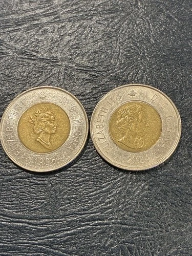 Pair Of Canadian 2 Dollar Coins Years 1996 & 2004 - Queen Elizabeth II Obverses