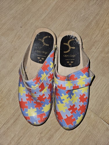Cape Clogs Autism Awareness Puzzle Piece Clogs Women's Size Eu38 Sweden 