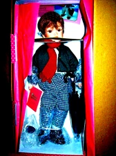  PARADISE GALLERIES / PHYLLIS WRIGHT MUSICAL DOLL "TIMMY" IN BOX WITH COA