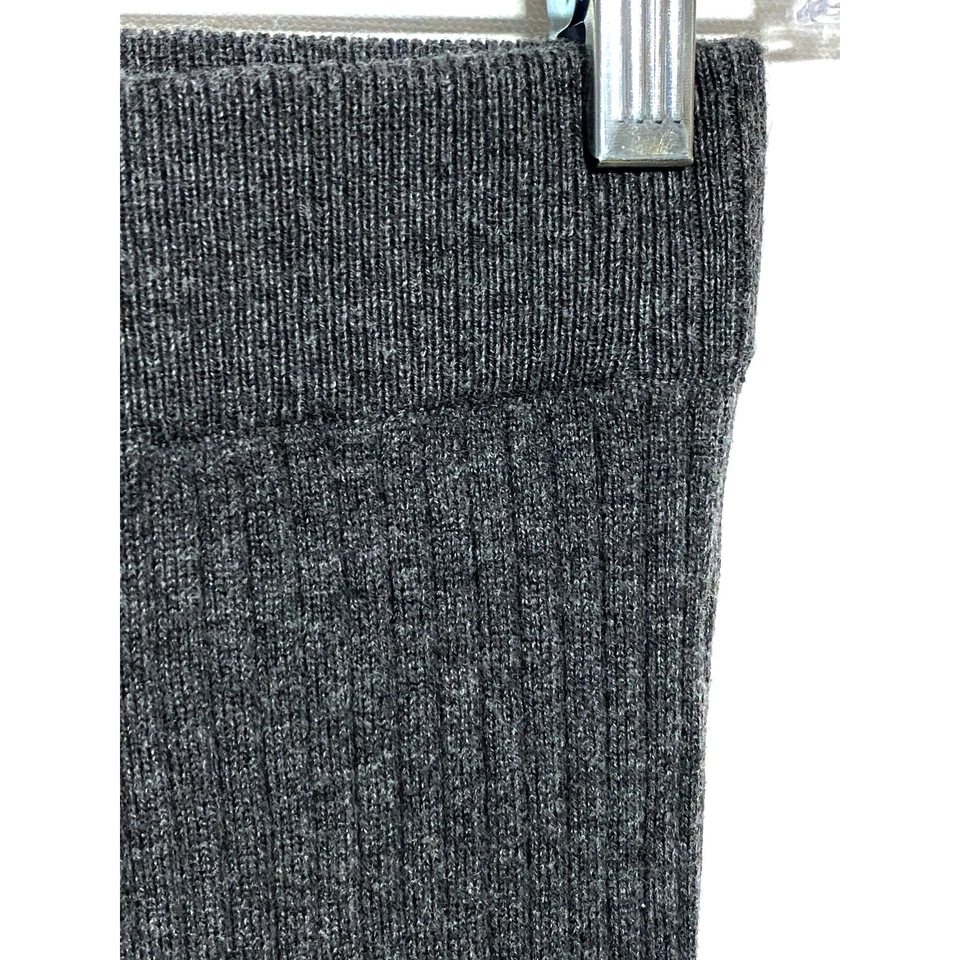 Forever 21 Gray Ribbed Bodycon Tube Pencil Skirt S Fitted Faux Button Front Y2K - Image 2 of 4