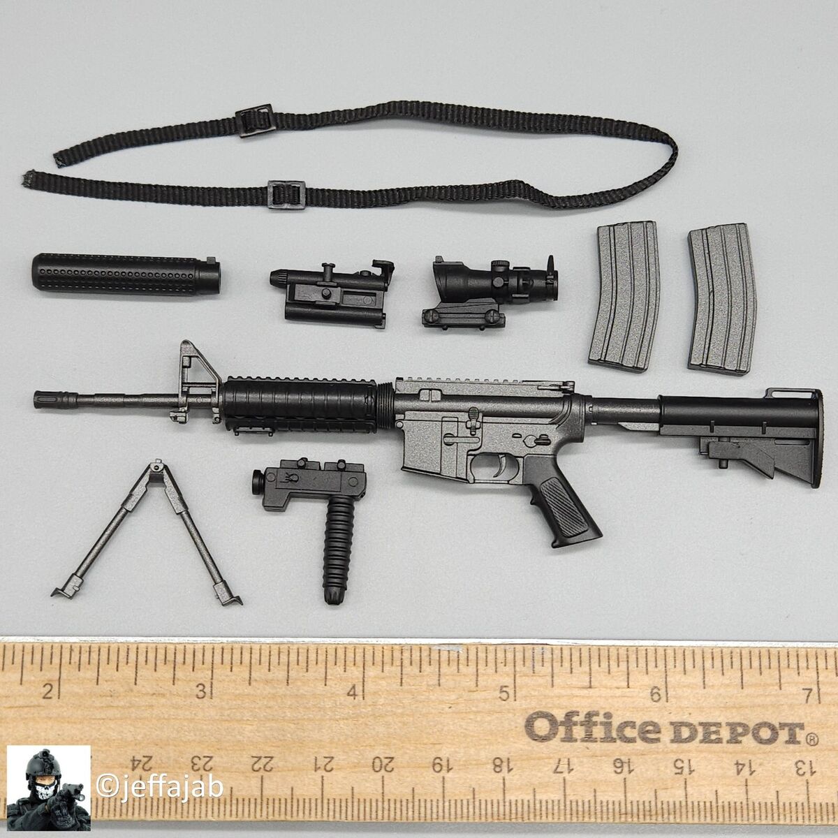 1:6 ZY Toys M4 SOPMOD Rifle w/ Silencer Set for 12 1:6 ZY Toys M4 SOPMOD Rifle w/ Silencer Set for 12