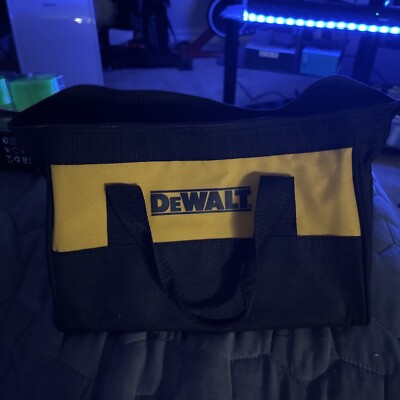 Dewalt N261499 11''x9''x7'' Small Canvas Carrying Tool Bag
