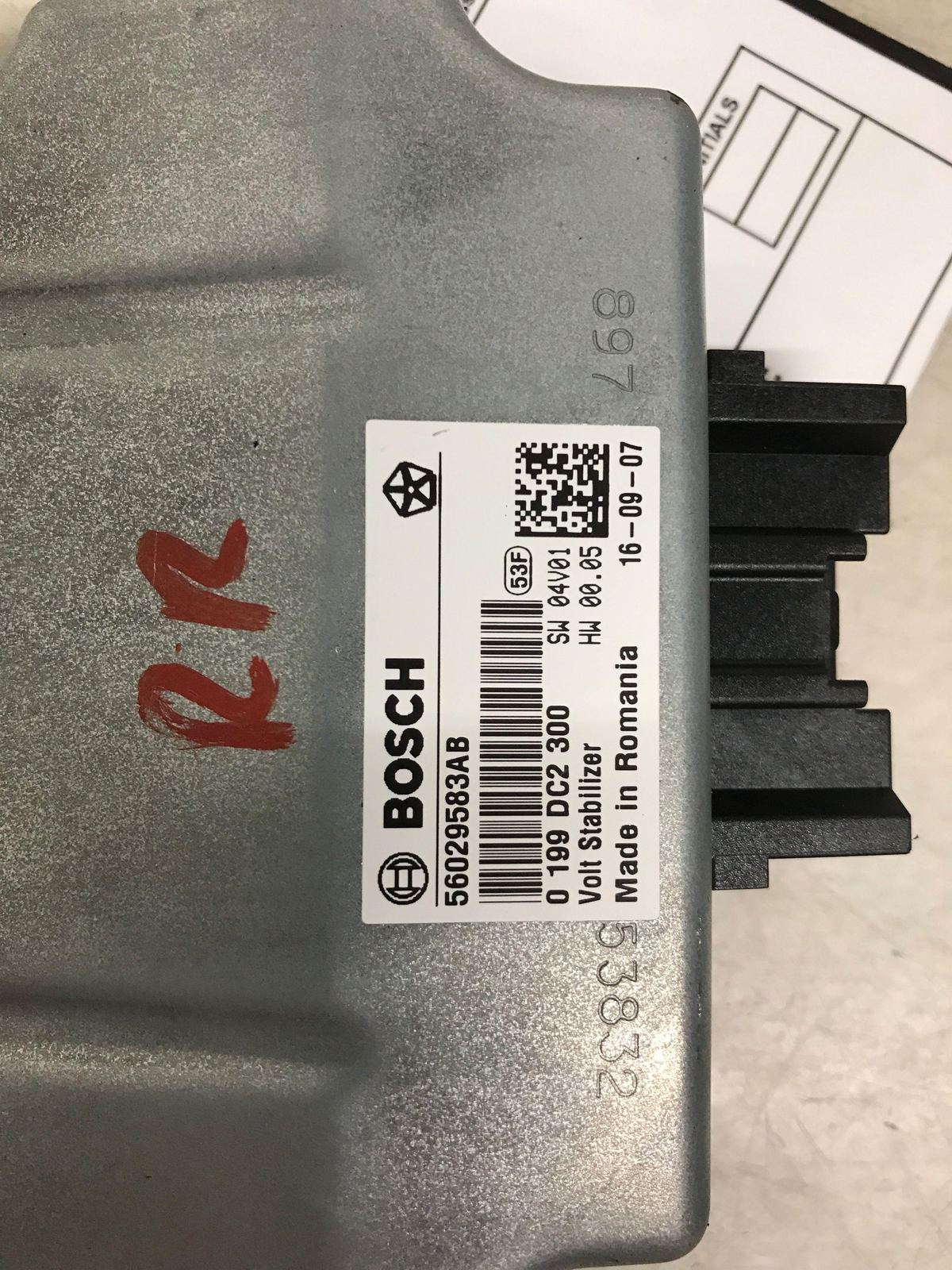 2017-2022 MASERATI LEVANTE OEM VOLTAGE STABILIZER CONTROL MODULE UNIT 56029583AB