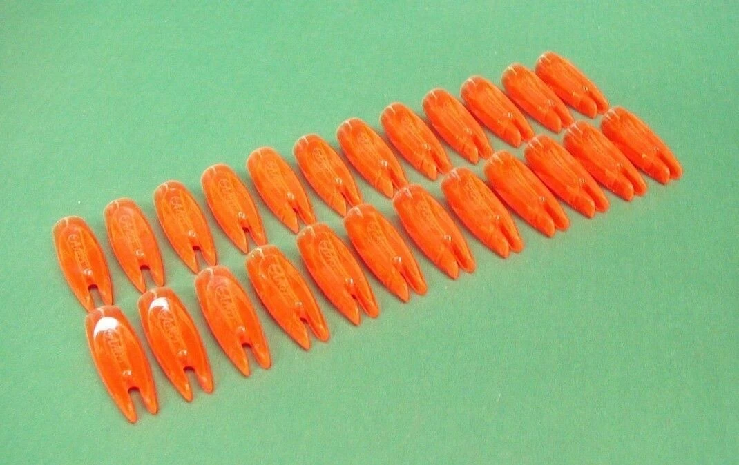 AAE Arizona Archery Enterprises Z Nocks - 11/32" Fluorescent Red - 2 Dozen