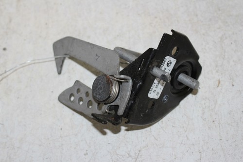 Hood Latch BMW 550I GT 14 - Picture 4 of 7