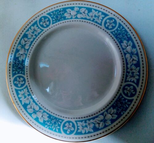 Vintage Royal Doulton Hampton court dinner plates 27cm Blue Floral  - Afbeelding 1 van 12