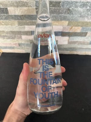 Bouteilles evian x Pharrell Williams x Humanrace