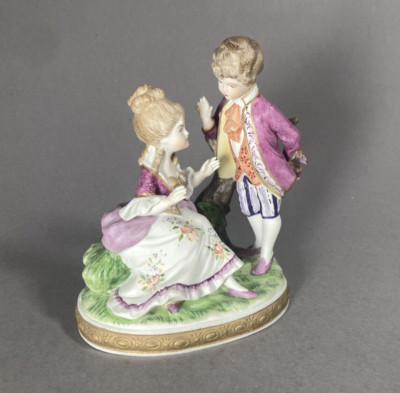 Unterweißbach Porzellanfigur Rosenkavalier galantes Paar Figurengruppe