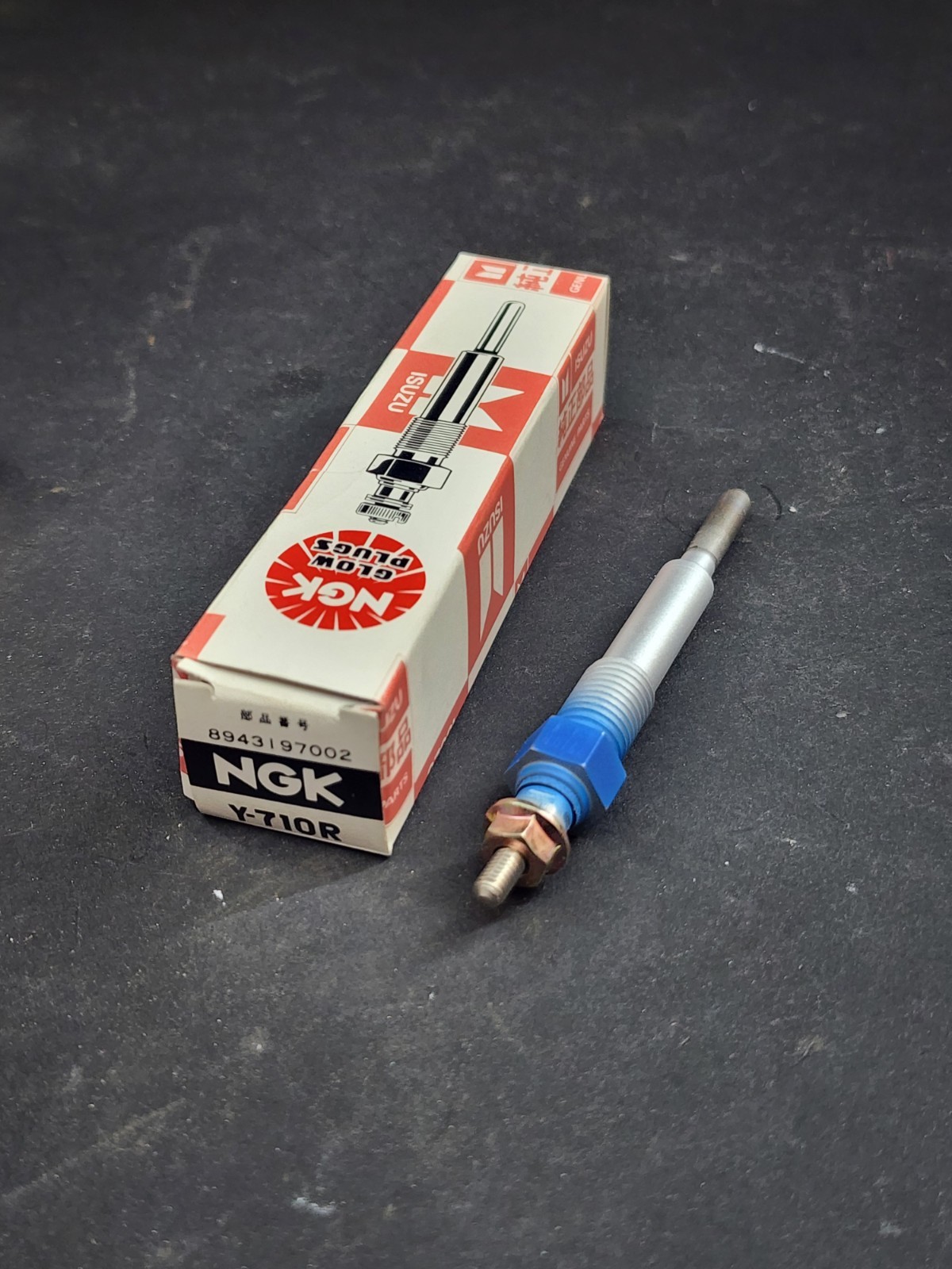 New Nos 8-9431 9700-2 Isuzu Glow Plug NGK Y-710R