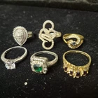 6 Vtg Ring Collection Lot Size 8 Costume Jewelry Gold Tone Silver Tone Sparkle