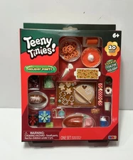 NEW TEENY TINIES HOLIDAY PARTY COOKIES HAM PRESENT MINI FOOD 20 PIECES MINIATURE