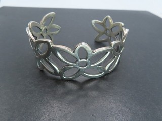 James Avery Sterling Silver Open Flowers Cuff Bracelet 43.5g