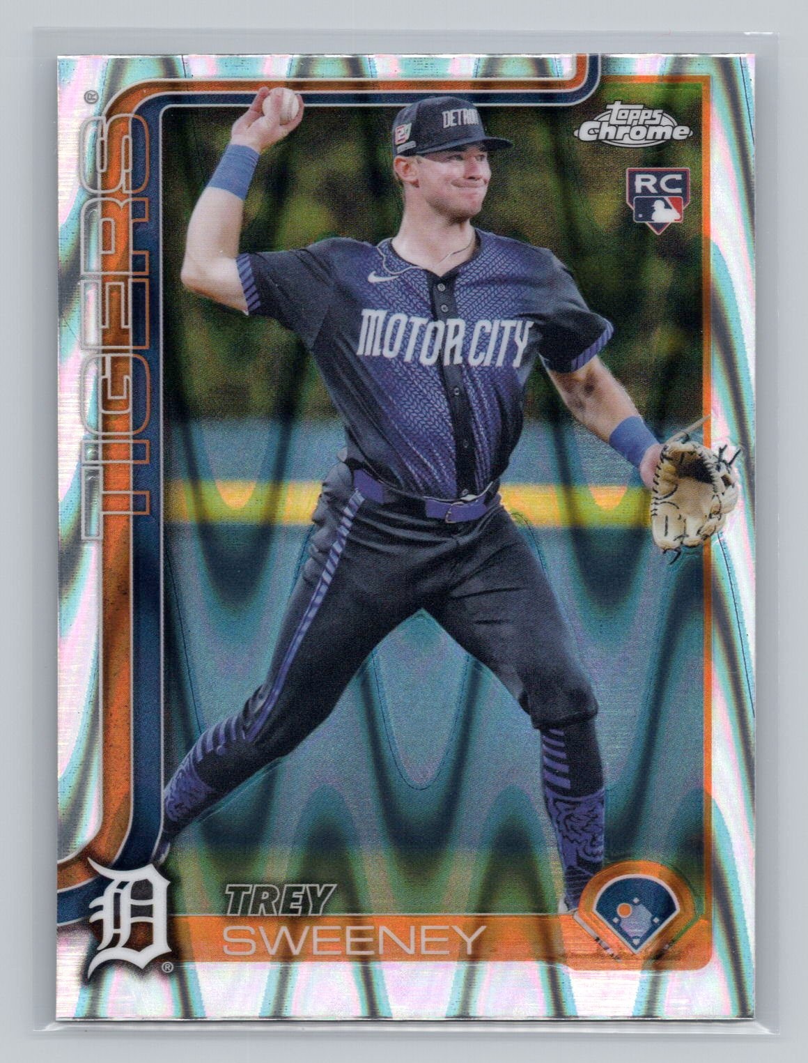 2025 Topps Chrome #6 Trey Sweeney Raywave Refractors
