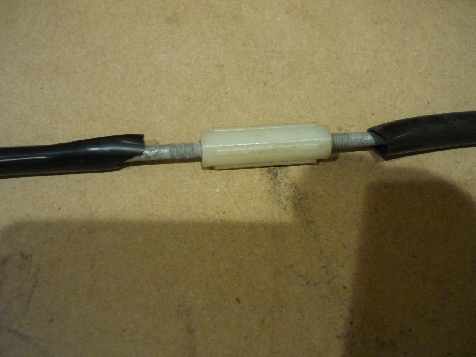 Ferrari 208, 308 - Door Lock Rod With Joint & Long Rod  - P/N  60305208
