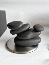 Inukshuk Troika Design Przedmiot biurkowy Gra cierpliwości Uchwyt magnetyczny Antystresowy