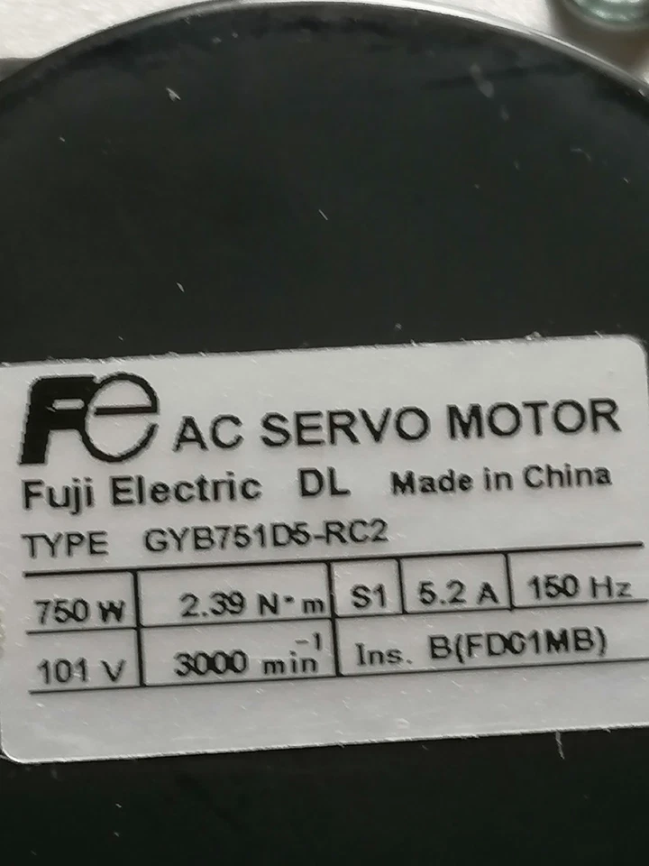 1PC Fuji ELECTRIC GYB751D5-RC2 750W - GYB751D5RC2 SERVO MOTOR New - Immagine 3 di 4