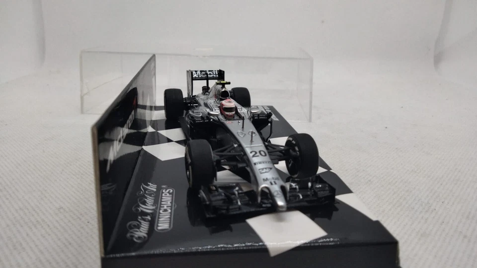 MINICHAMPS McLAREN MERCEDES MP4-29 K.MAGNUSSEN AUSTRALIAN GP 2014  SCALA 1:43 - Immagine 2 di 4