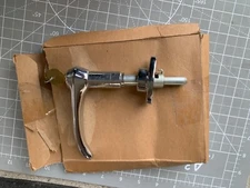 CLASSIC/VINTAGE  CAR OUTSIDE DOOR/TRUNK HANDLE WITH KEYS