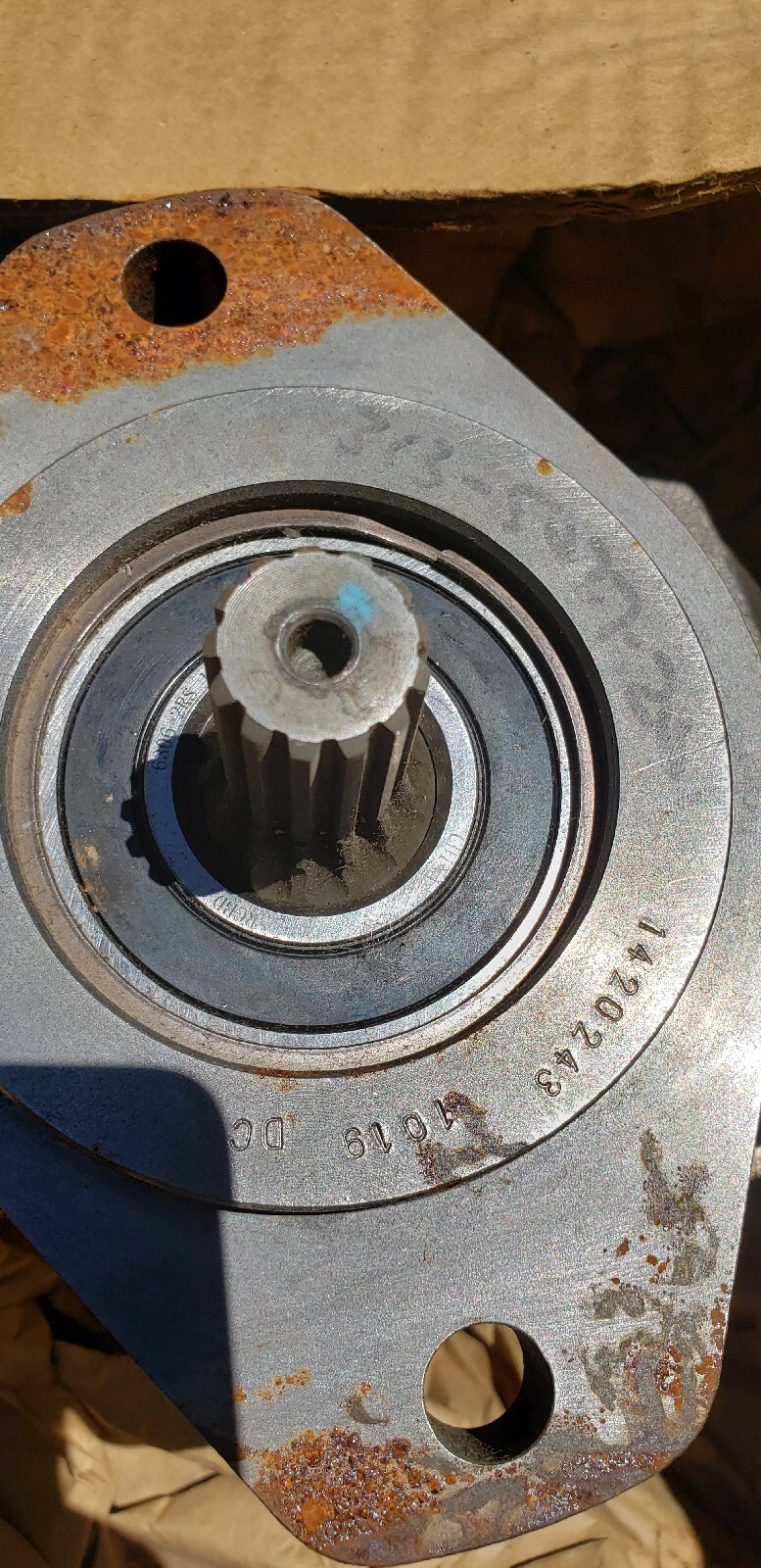 NEW Parker, Hydraulic Gear Motor M51A897BEAF20-25 3135020004 ( a-b 