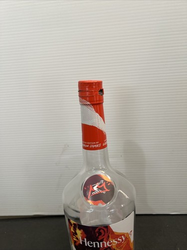 Hennessy x LeBron James Edizione Limitata Bottiglia SOLO Vuota NBA Basketball Rap - Foto 5 di 8