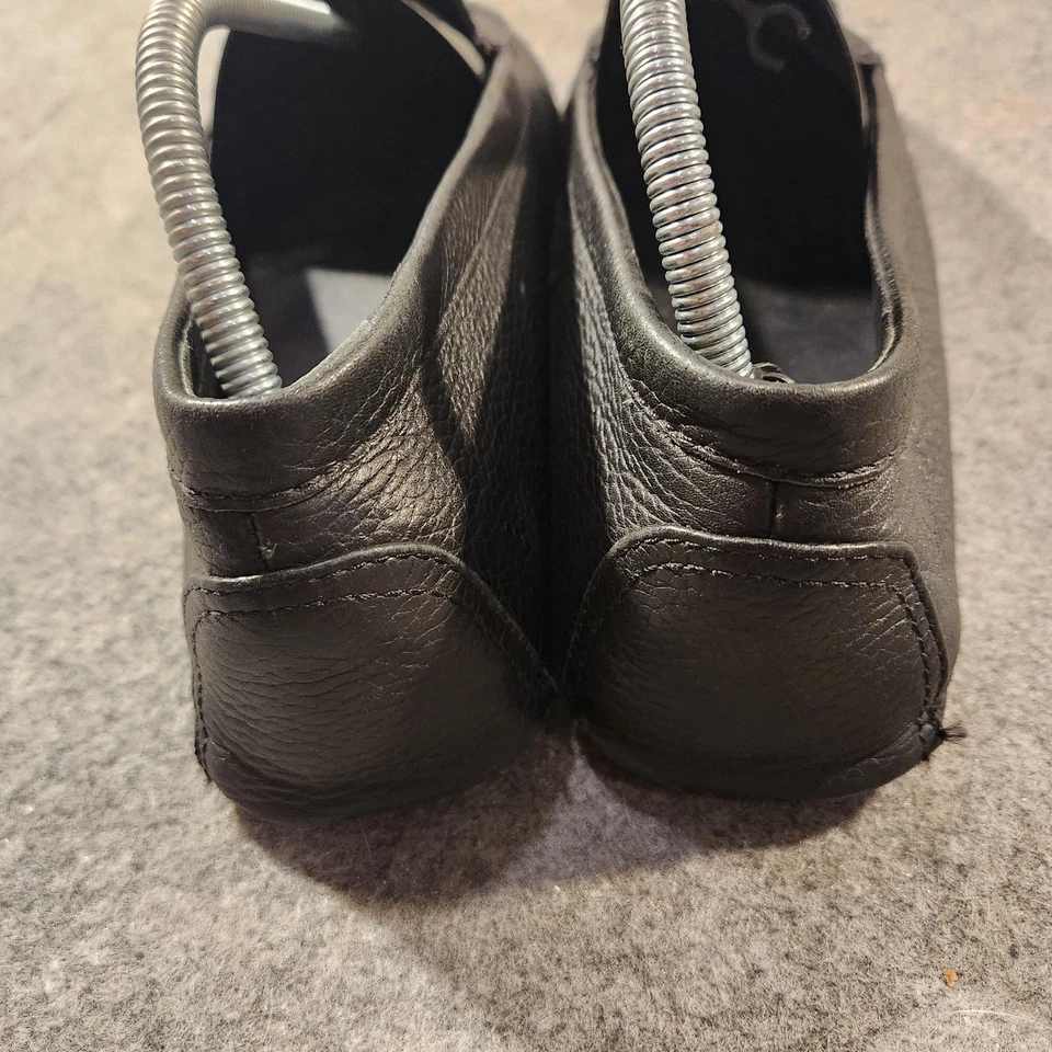 Zapatos mocasines planos Tory Burch para mujer talla 11 de cuero negro con logotipo de conducción Foto 4 de 4