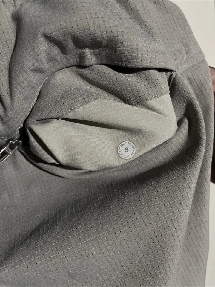 Pantalón Jogger Lululemon ABC Ventlite Malla Talla Pequeña M5AGVS Gris Foto 3 de 4