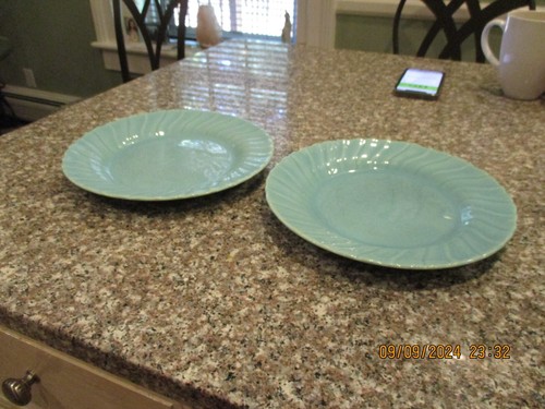 (2) Aqua Franciscan Coronado 9 1/2" Plates - Picture 4 of 5