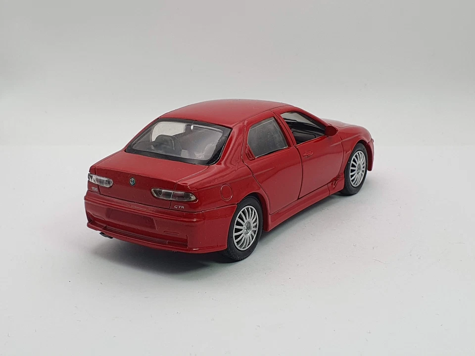 Alfa Romeo 156 GTA New Ray 1/35 - Immagine 3 di 4