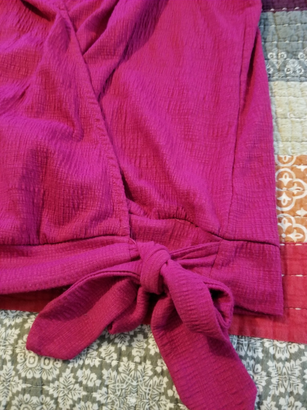 Universal Thread Women's Top Tie Bottom Small Fus… - image 3