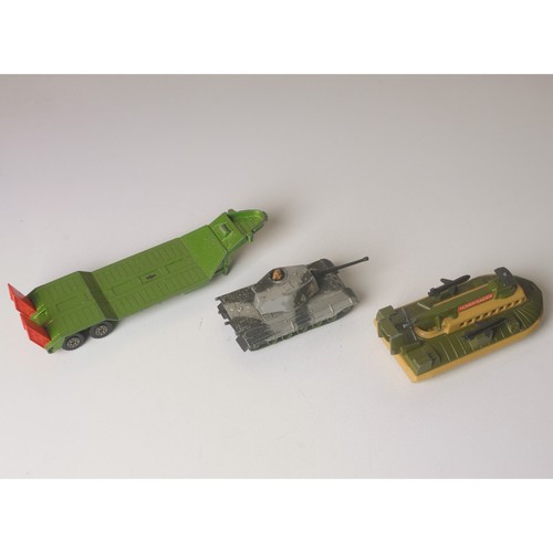Matchbox Battle Kings, K104 Tiger Tank, K105 Hover-Raider, K106 Tank Transporter - Picture 2 of 21