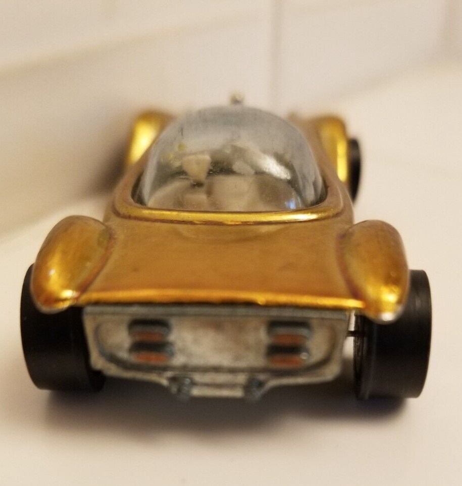 VINTAGE 1968 HOT WHEELS RED LINES BEATNIK BANDIT DIE CAST BUBBLE TOP