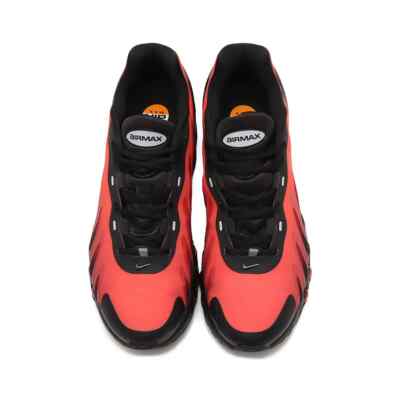 シューズ(男性用) Nike Air Max DN8 \"Black/University Red\" Nike Air Max Dn8 Sneakers in Black & University Red | REVOLVE