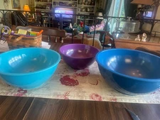 Vintage OGGI  Melamine Mixing Bowls { 3 }12 , 10.5 & 9 "-PURPLE-BLUES