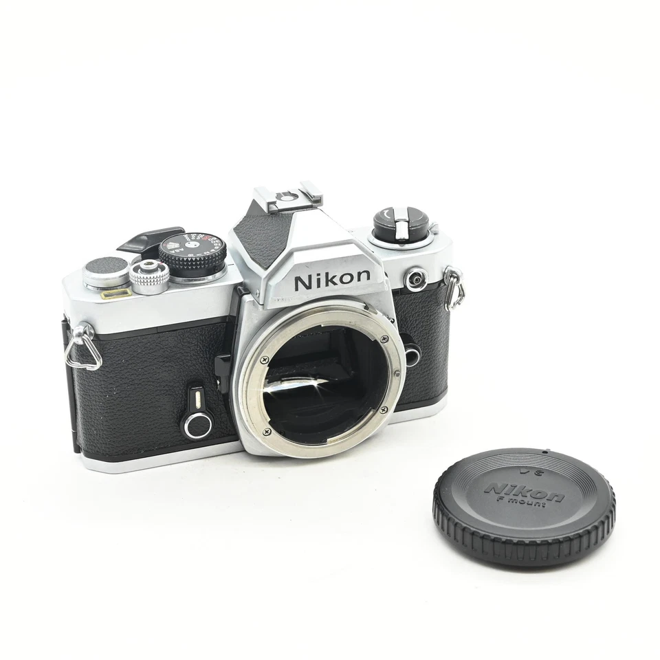 Cuerpo de cámara fotográfica Nikon FM SLR cromado (Ser. 2XXXXXX) #682