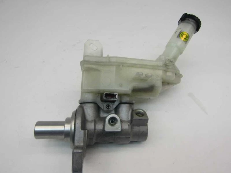 Nissan Cube CVT 2009-2014 ABS cilindro maestro de freno depósito de líquido botella tanque  Foto 2 de 4