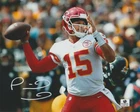 Patrick Mahomes Kansas City Chiefs Signed Autographed 8x10 Photo with COA