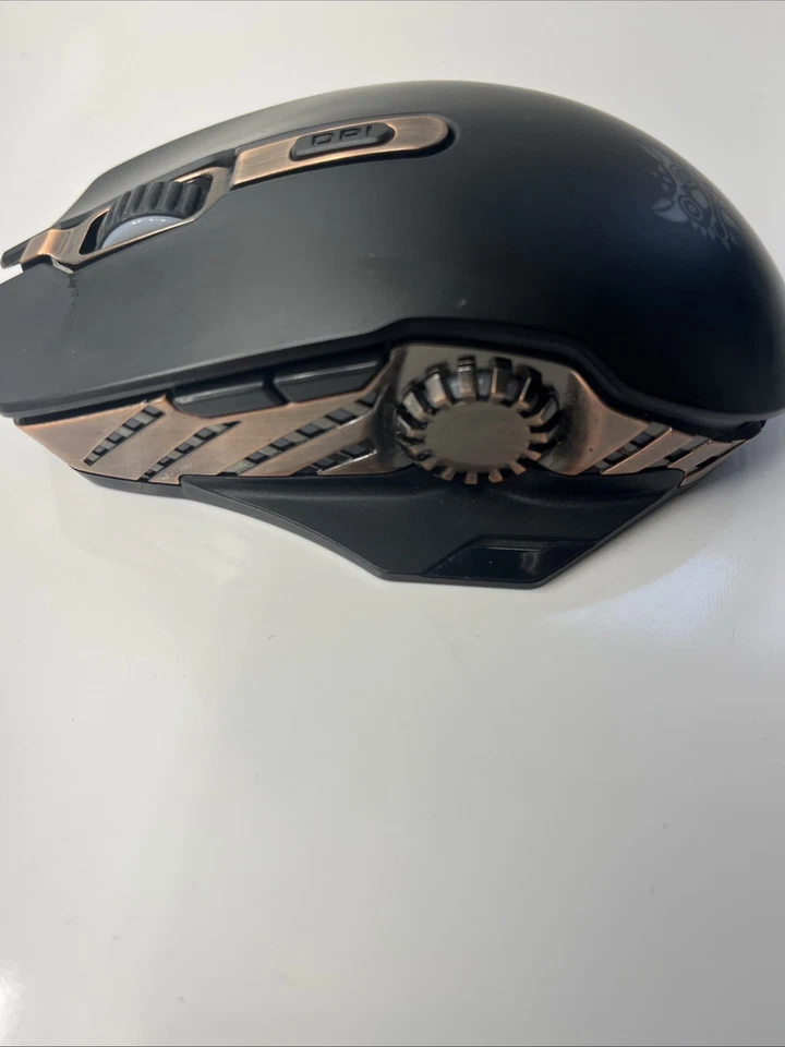 Onikuma W200 Wired/Wireless Breathing LED Backlit Adjustable DPI Gaming Mouse - Image 4 of 4