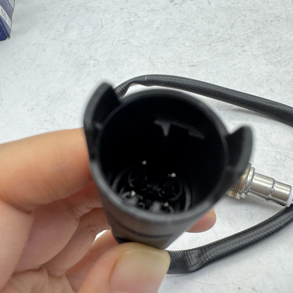 Sensor de oxígeno O2 aguas abajo 15109 1 pieza para Bosch BMW X3 X5 Land Rover Range Rover Foto 4 de 4