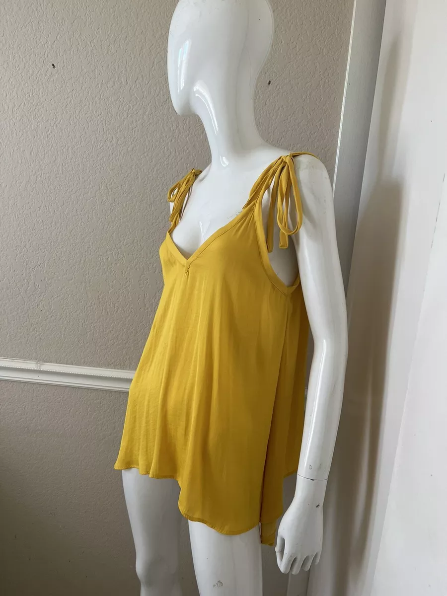 Dark yellow tank clearance top