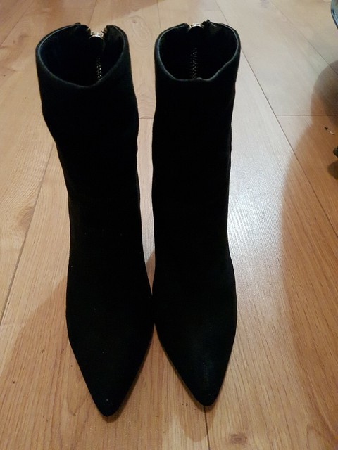 skechers spirit animal