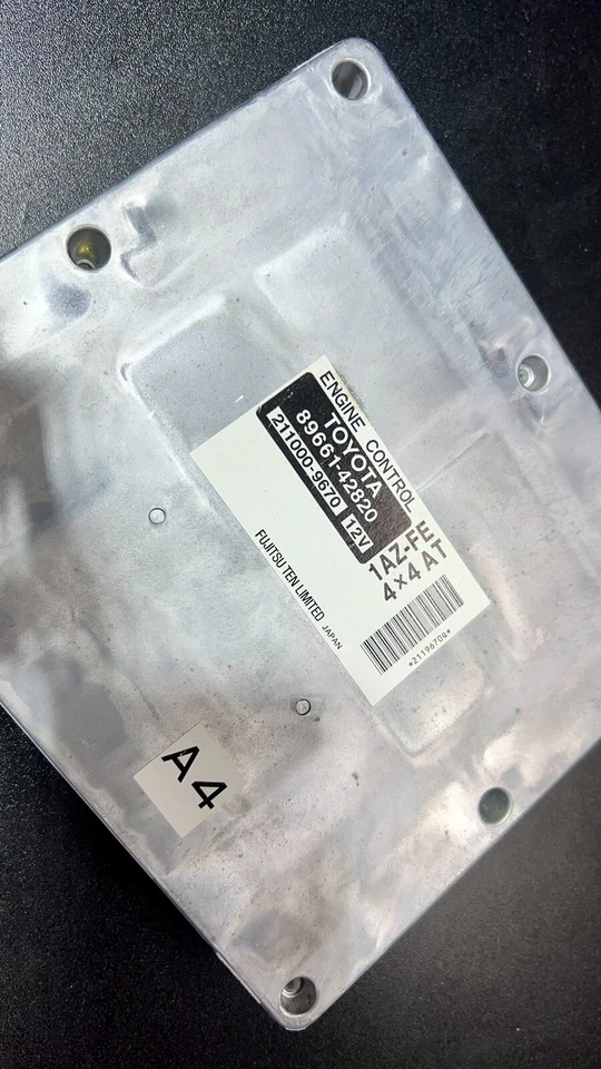 Módulo informático motor TOYOTA RAV4 PCM ECM ECU servicio de reparación 2001/2002/2003 Foto 3 de 4
