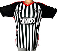 Mans Club Slim Fit Size 2XL 2025 De Cuervos Local