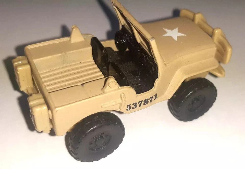 Modellino Auto Maisto Ford GP Jeep Militare 1:64 Vintage 537871 - Immagine 2 di 3