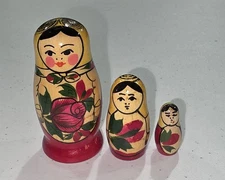 Vintage Wooden Hand-Painted Matryoshka 3 Piece 2.75" Russian Nesting Dolls